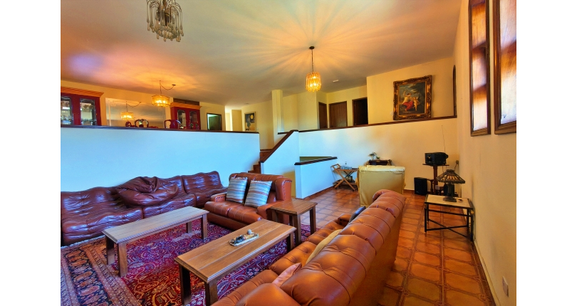 LINDA Casa à venda no Bairro do Chácara Jaraguá na Rua Rio Sapucaia do Sul