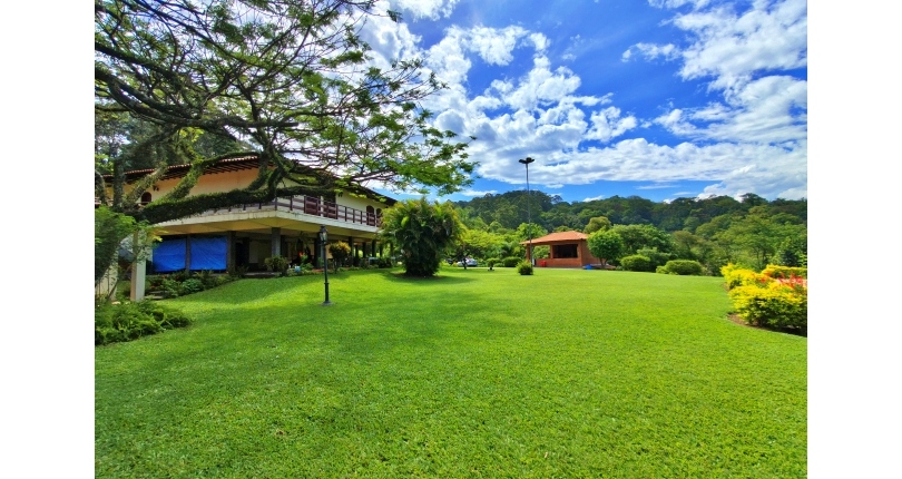LINDA Casa à venda no Bairro do Chácara Jaraguá na Rua Rio Sapucaia do Sul