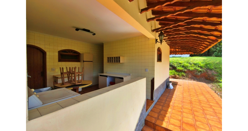 LINDA Casa à venda no Bairro do Chácara Jaraguá na Rua Rio Sapucaia do Sul