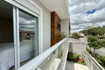 Sobrado semi novo à venda no Bairro do Parque São Domingos na Rua Antônio Carlos Pereira