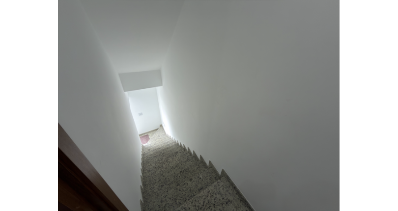 Sobrado semi novo à venda no Bairro do Parque São Domingos na Rua Antônio Carlos Pereira