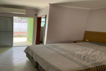  Sobrado à venda no Bairro da Vila Piauí na Rua Jacques Pilon