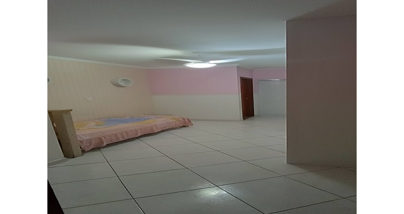  Sobrado à venda no Bairro da Vila Piauí na Rua Jacques Pilon