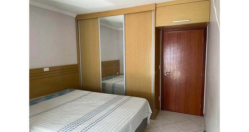  Sobrado à venda no Bairro da Vila Piauí na Rua Jacques Pilon