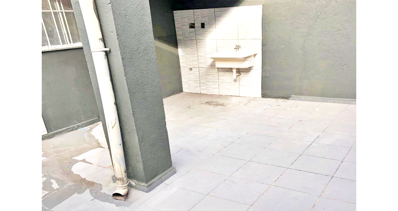Casa assobradada à venda no Bairro do Jardim Cidade Pirituba na Rua Cracas