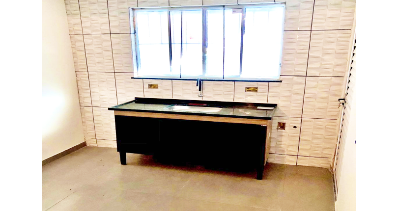 Casa assobradada à venda no Bairro do Jardim Cidade Pirituba na Rua Cracas