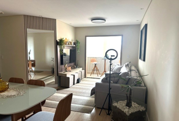  Apartamento à venda em Osasco no Bairro do Piratininga na Avenida Edmundo Amaral 130, Condomínio Edifício Nova Era
