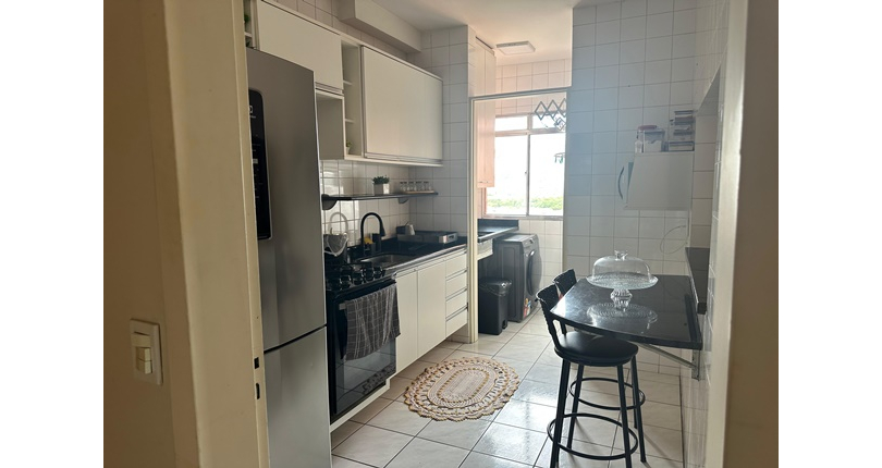  Apartamento à venda em Osasco no Bairro do Piratininga na Avenida Edmundo Amaral 130, Condomínio Edifício Nova Era