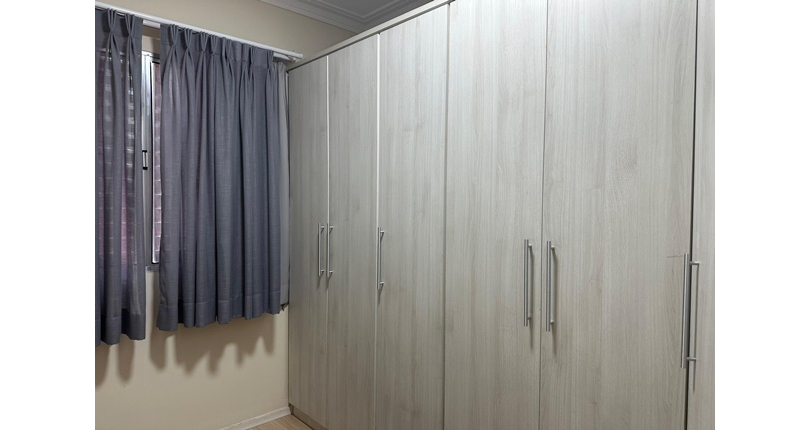  Apartamento à venda em Osasco no Bairro do Piratininga na Avenida Edmundo Amaral 130, Condomínio Edifício Nova Era