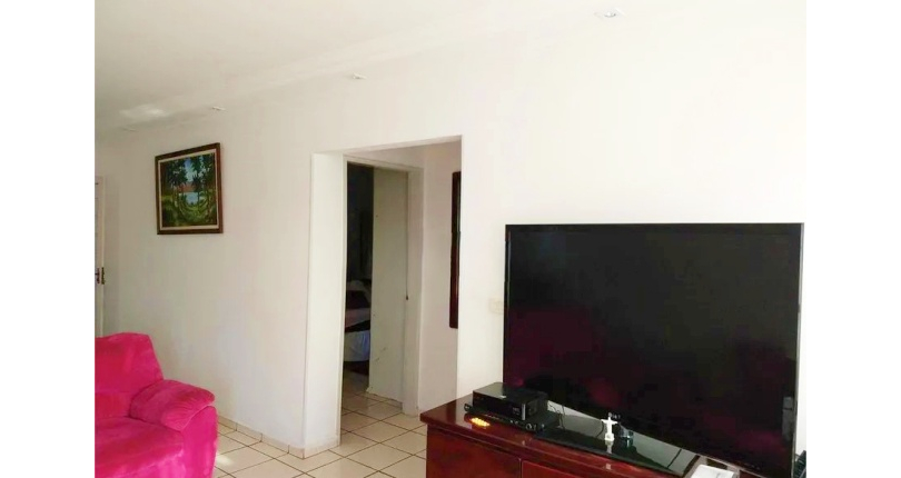 Casa assobradada à venda no Bairro do Jardim Santa Mônica 