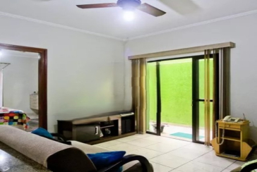 Belo Sobrado à venda no Bairro do Jardim Santo Elias na Rua Benedito da Fonseca Rondon,