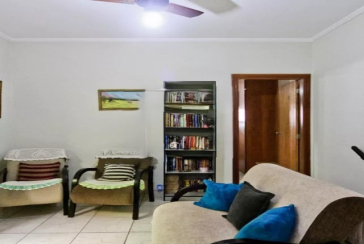 Belo Sobrado à venda no Bairro do Jardim Santo Elias na Rua Benedito da Fonseca Rondon,