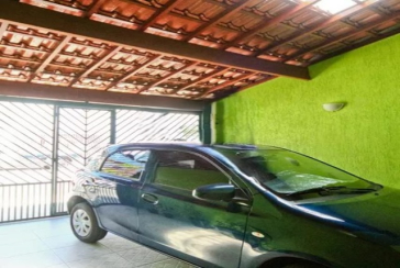 Belo Sobrado à venda no Bairro do Jardim Santo Elias na Rua Benedito da Fonseca Rondon,