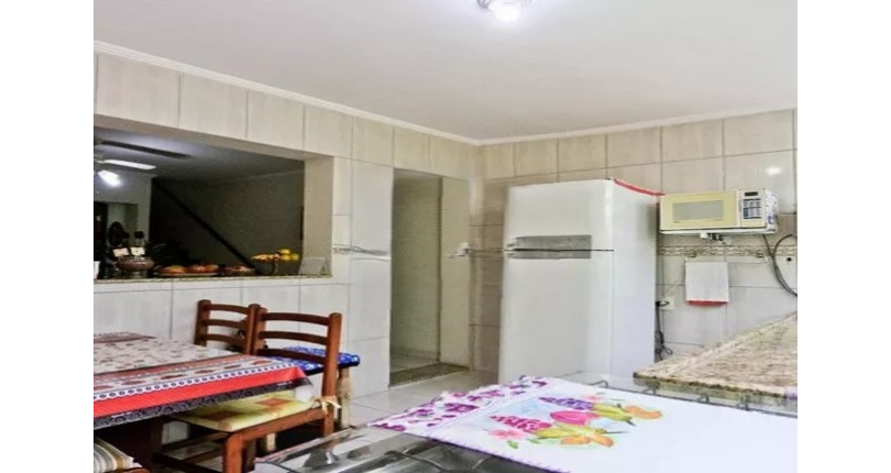 Belo Sobrado à venda no Bairro do Jardim Santo Elias na Rua Benedito da Fonseca Rondon,