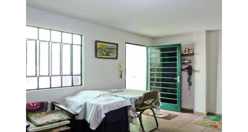 Belo Sobrado à venda no Bairro do Jardim Santo Elias na Rua Benedito da Fonseca Rondon,