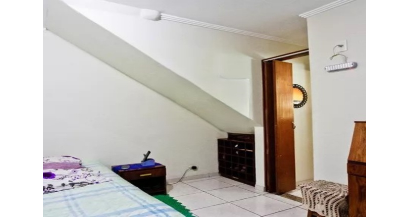 Belo Sobrado à venda no Bairro do Jardim Santo Elias na Rua Benedito da Fonseca Rondon,