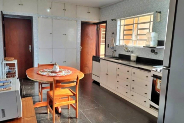  Casa térrea à venda no Bairro do Parque São Domingos na Rua Doutor Odon Carlos de Figueiredo Ferraz