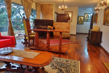  Casa térrea à venda no Bairro do Parque São Domingos na Rua Doutor Odon Carlos de Figueiredo Ferraz