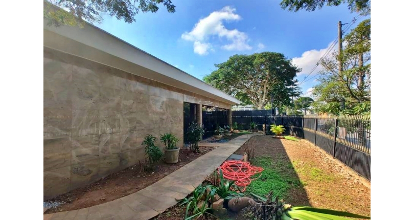  Casa térrea à venda no Bairro do Parque São Domingos na Rua Doutor Odon Carlos de Figueiredo Ferraz