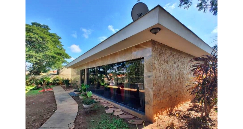  Casa térrea à venda no Bairro do Parque São Domingos na Rua Doutor Odon Carlos de Figueiredo Ferraz