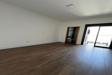 Sobrado à venda no Bairro do Parque São Domingos na Rua Homero Sales, 