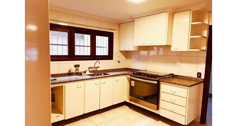 Sobrado à venda no Bairro do City America na Avenida Neide Carvalho de Arruda