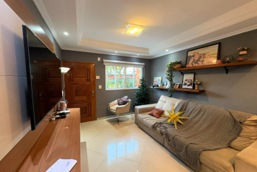 Belo Sobrado à venda no Bairro do Parque Anhangüera (São Domingos) na Rua Miguel Pereira Landim