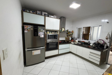 Belo Sobrado à venda no Bairro do Parque Anhangüera (São Domingos) na Rua Miguel Pereira Landim