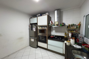 Belo Sobrado à venda no Bairro do Parque Anhangüera (São Domingos) na Rua Miguel Pereira Landim