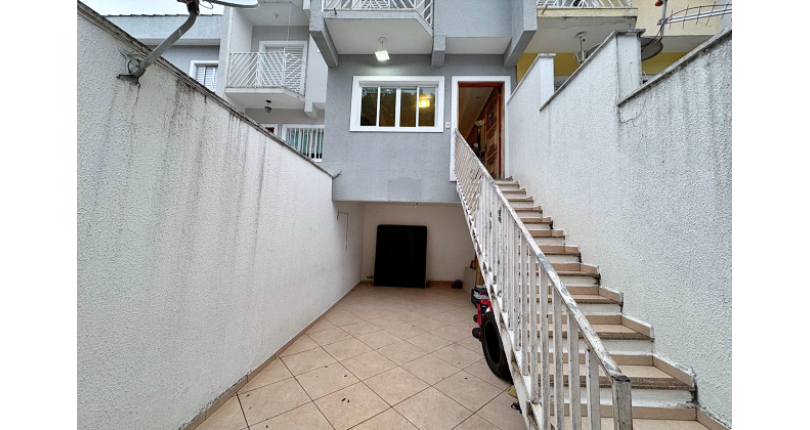 Sobrado à venda Rua Miguel Pereira Landim, Parque Anhangüera (São Domingos) - Imóveis à Venda