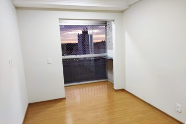  Apartamento à venda no Bairro do Parque Maria Domitila na Rua Willis Roberto Banks 525
