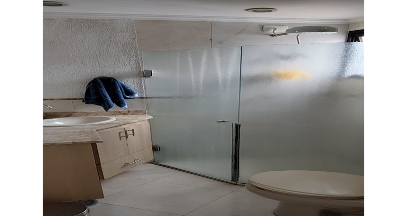 Ótimo Apartamento à venda no Bairro da Vila Mangalot na Rua Portão Preto 142, 