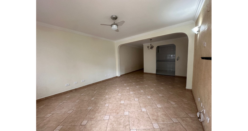 Casa Térrea à venda no Bairro do Parque São Domingos na Rua José Amaro Peçanha