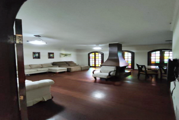  Casa à venda em Osasco no Bairro do Três Montanhas na Rua Serra do Acaraí,