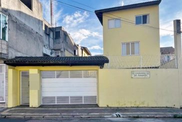 Sobrado à venda no Bairro do Jardim Anhangüera na Rua Luiz Domingues de Castro 