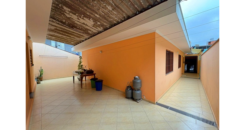 Casa Térrea à venda no Parque São Domingos na Rua João Veloso de Oliveira