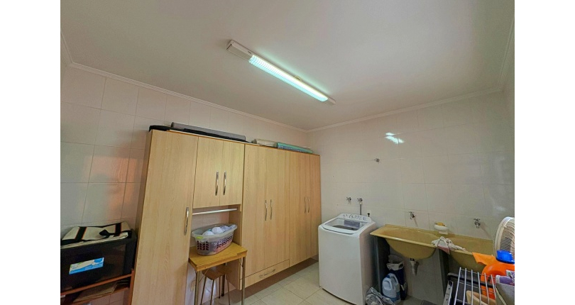 Casa Térrea à venda no Parque São Domingos na Rua João Veloso de Oliveira