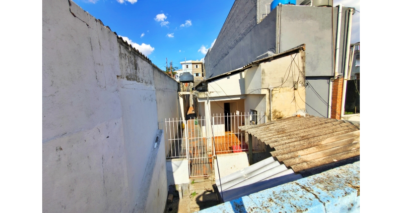 Casa à venda no Bairro do Jardim Santa Mônica na Avenida Santa Mônica