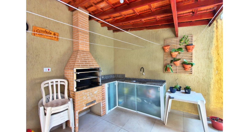 Lindo Sobrado à venda em Cajamar no Bairro do Polvilho no Portal dos Ipês na Rua dos Antúrios,