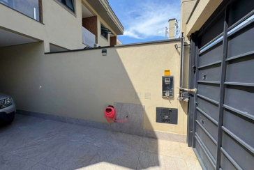 Sobrado à venda no Bairro do Parque São Domingos na Rua Abrahan Lincoln