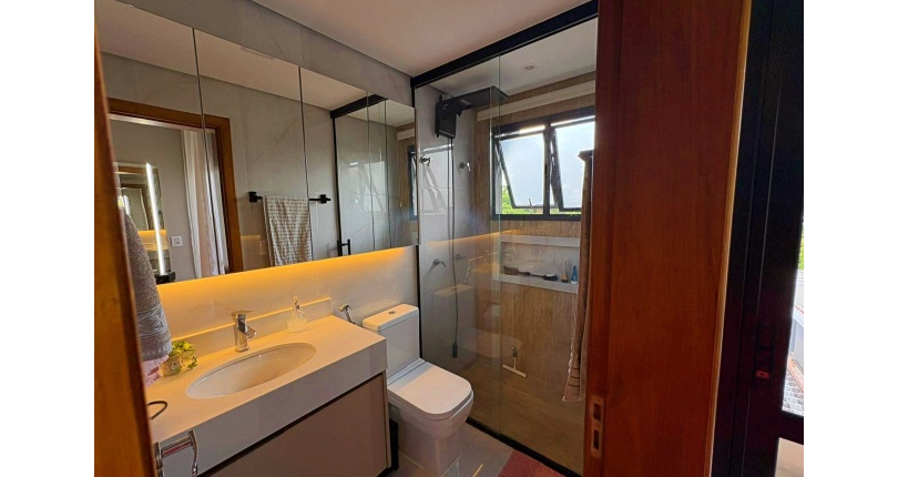 Sobrado à venda no Bairro do Parque São Domingos na Rua Abrahan Lincoln