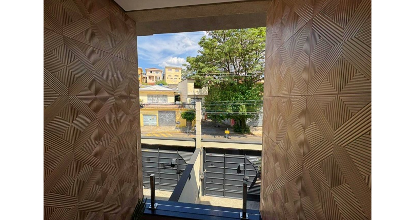 Sobrado à venda no Bairro do Parque São Domingos na Rua Abrahan Lincoln