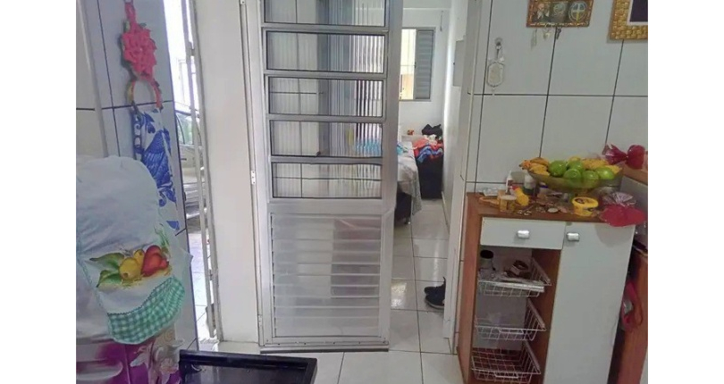 Casa assobradada à venda no Bairro da Vila Guedes na Rua Manoel Rodrigues da Costa