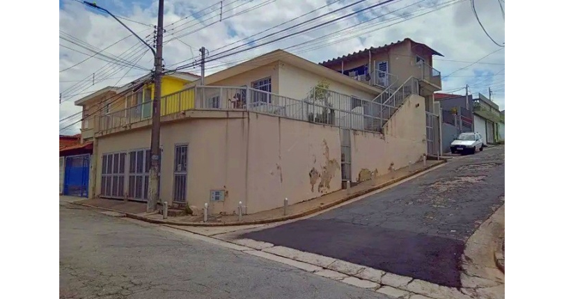 Casa assobradada à venda no Bairro da Vila Guedes na Rua Manoel Rodrigues da Costa