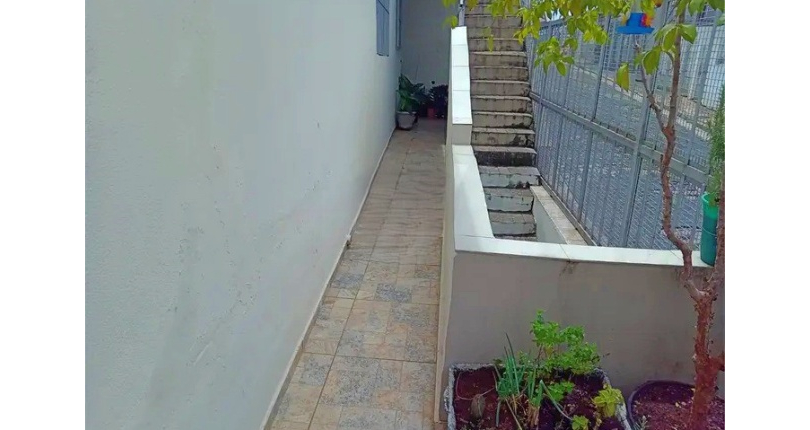 Casa assobradada à venda no Bairro da Vila Guedes na Rua Manoel Rodrigues da Costa