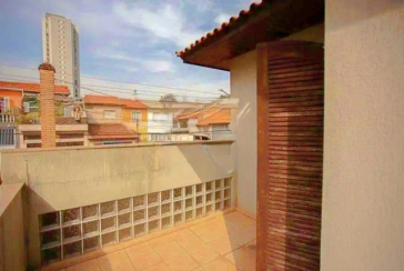  Sobrado à venda no Bairro do Parque São Domingos na Rua Abrahan Lincoln, 