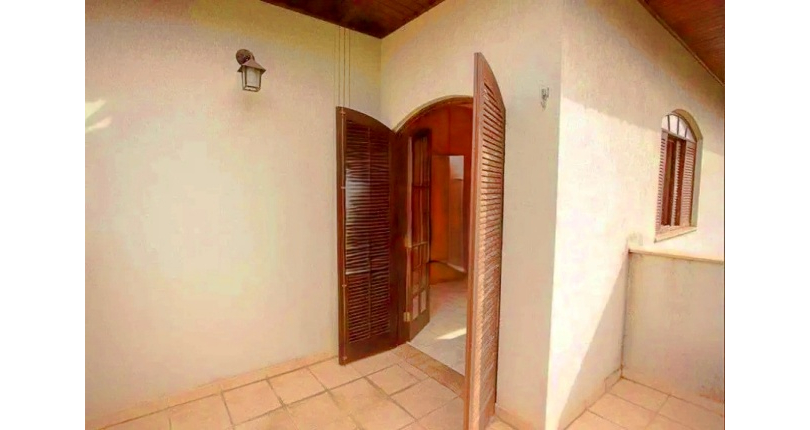  Sobrado à venda no Bairro do Parque São Domingos na Rua Abrahan Lincoln, 