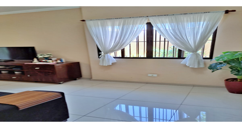 Casa à venda no Bairro da Vila Guedes na Rua Manoel Rodrigues da Costa,