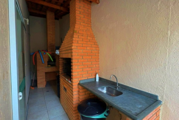 Sobrado à venda no Bairro do Jardim Santa Monica na Avenida Santa Mônica 326,