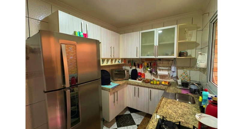 Sobrado à venda no Bairro do Jardim Santa Monica na Avenida Santa Mônica 326,